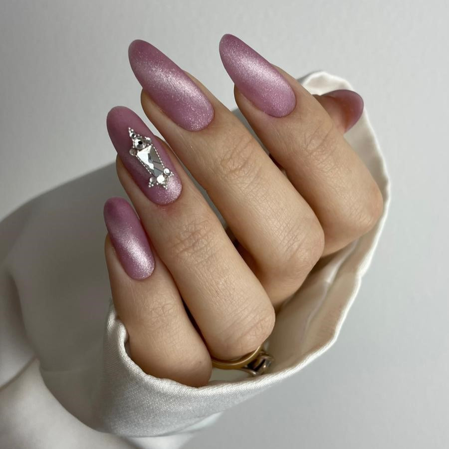 Gel Polish Cat Eye 04