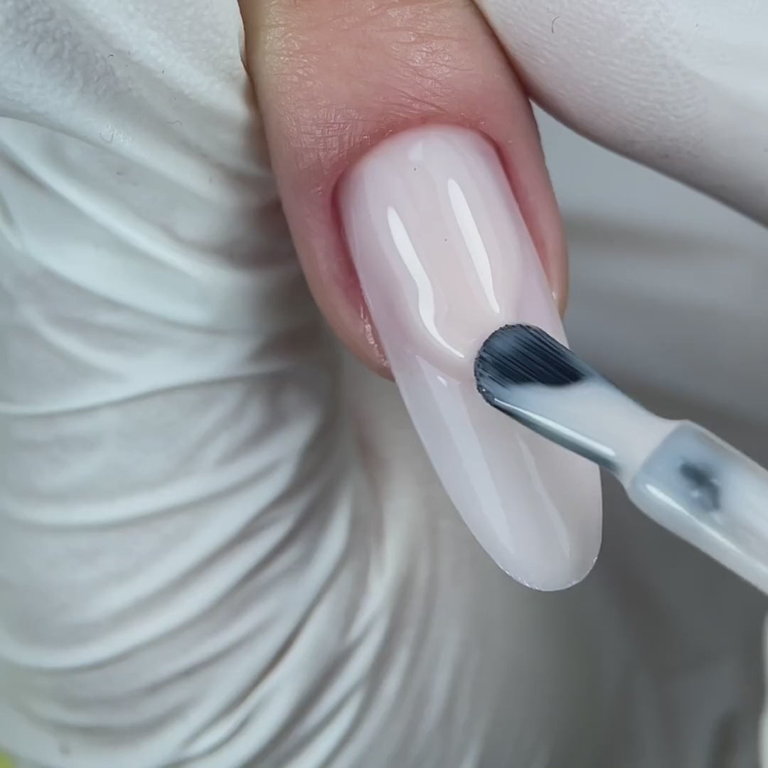 Carica video: Gel in Bottle Cloudy Pink 15ml
