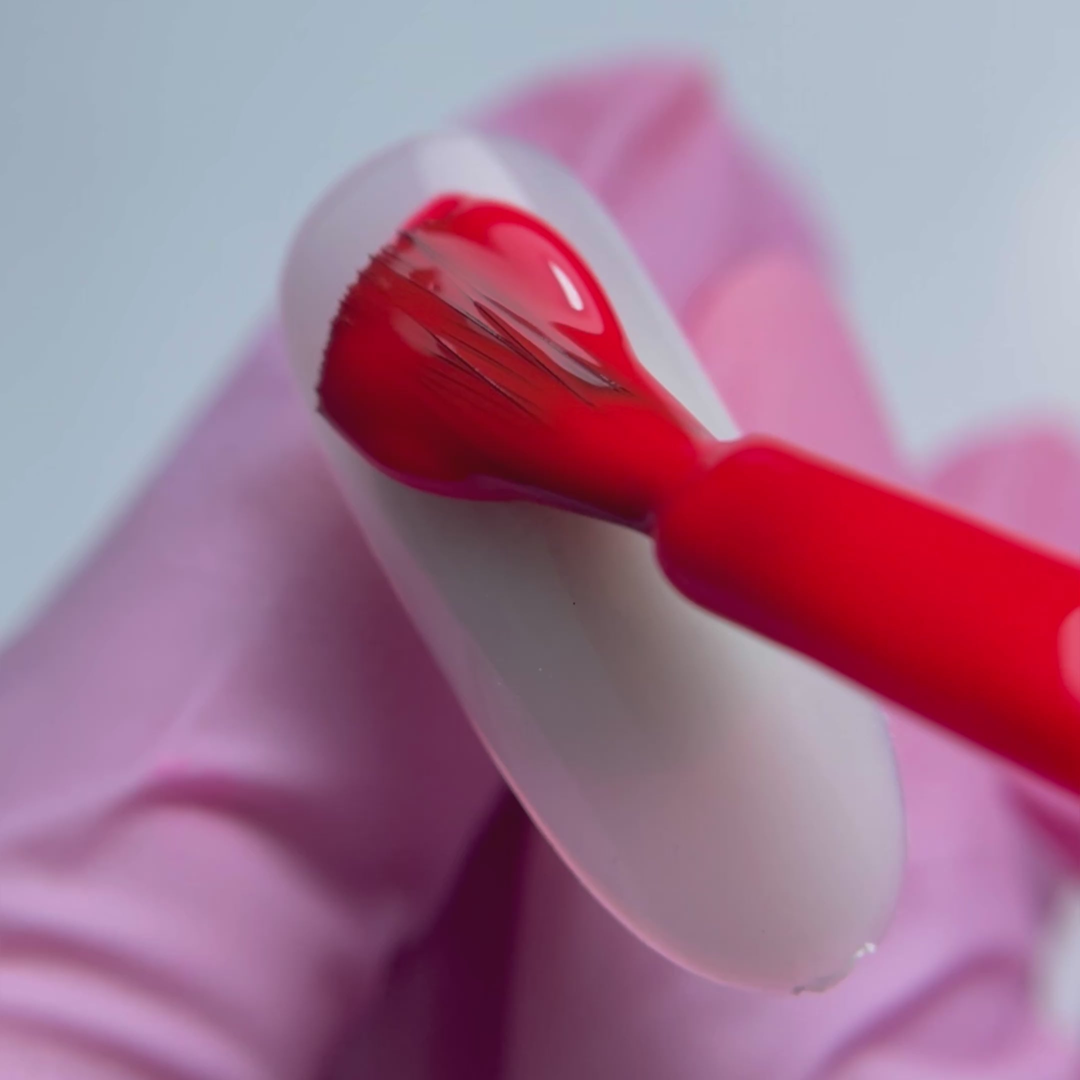 Carica video: Gel polish 8 ml coral bay Crescent Nail