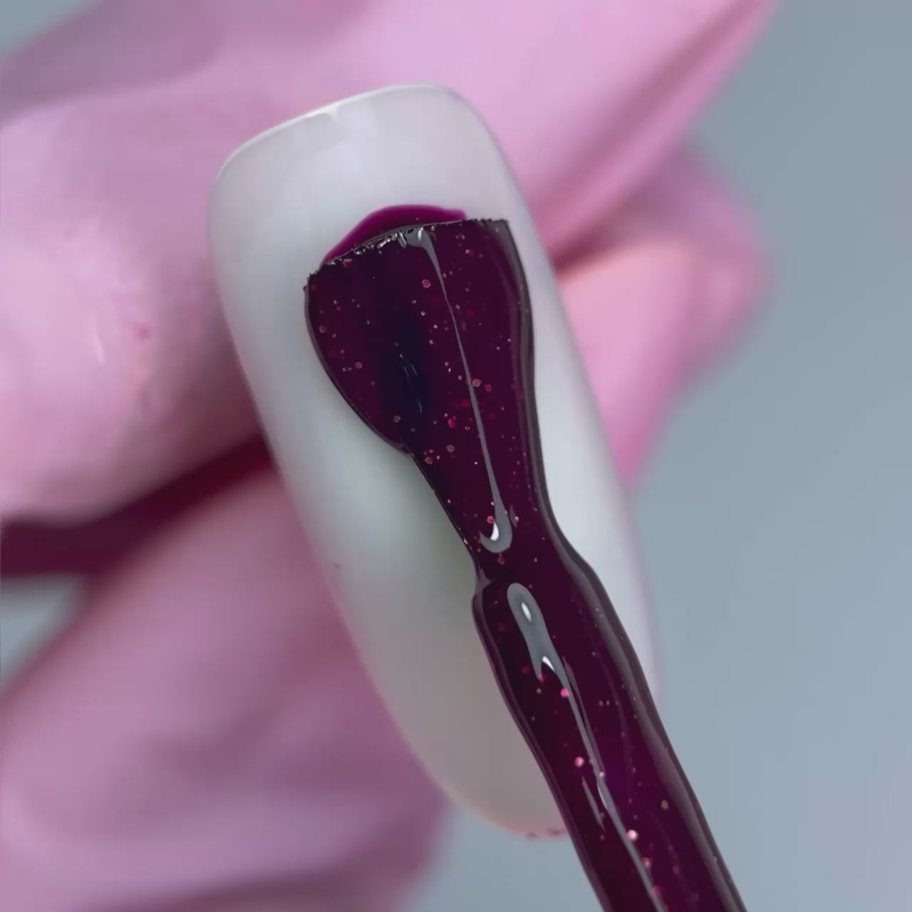 Carica video: Gel polish 8 ml divine love Crescent Nail