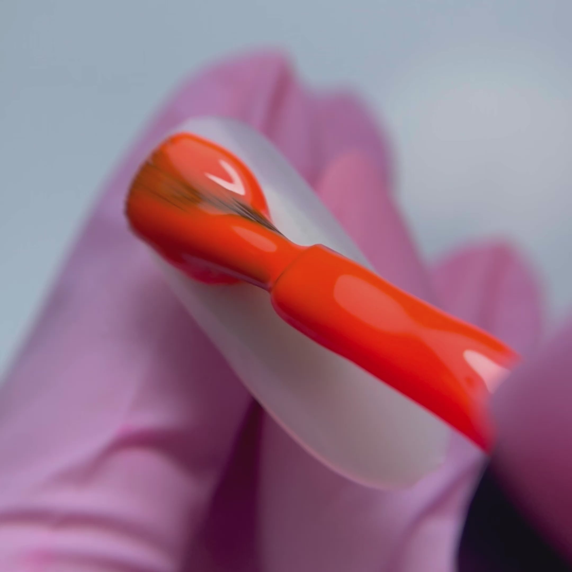 Carica video: Gel polish 8 ml orange flame Crescent Nail
