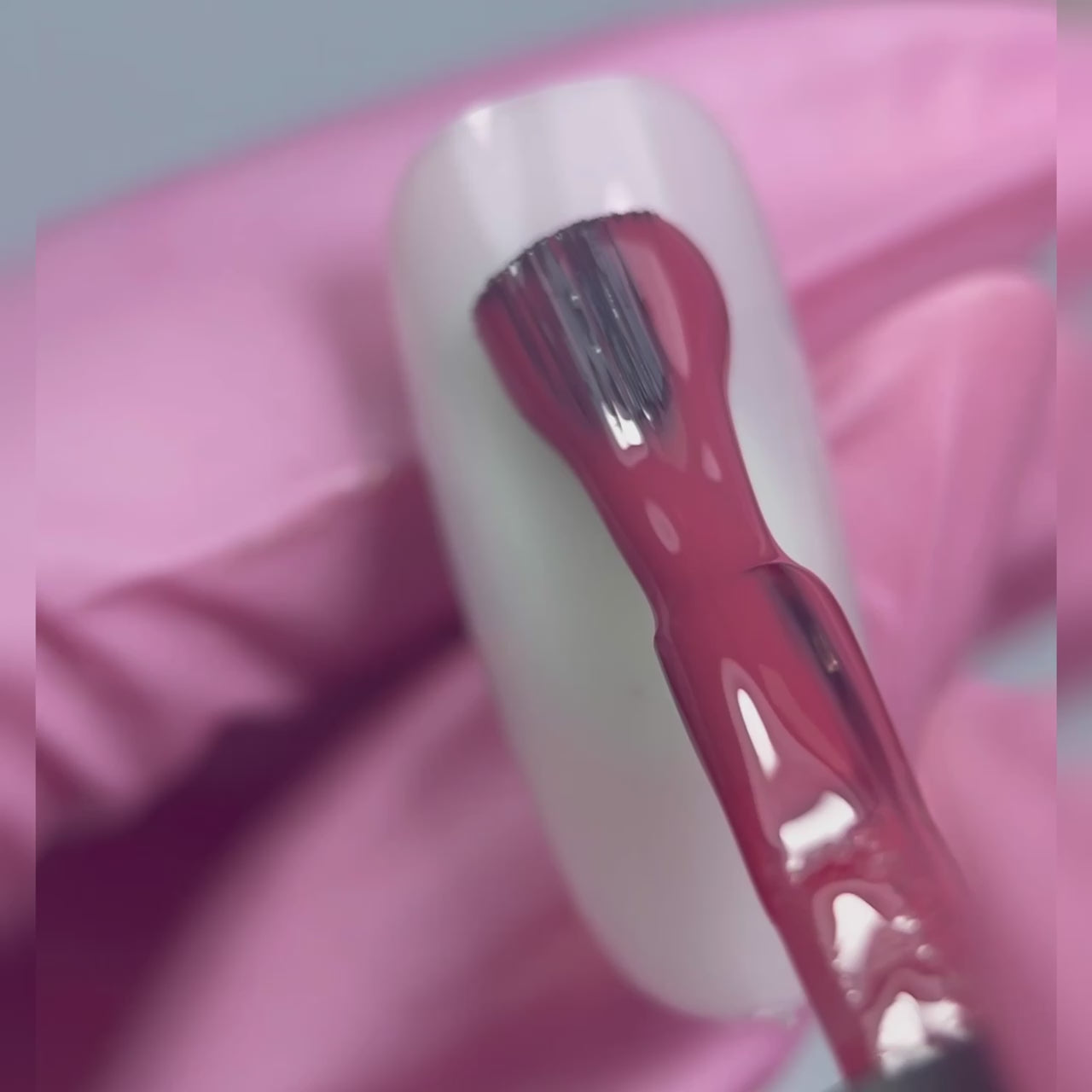Carica video: Gel polish 8ml Royal Pink Crescent Nail